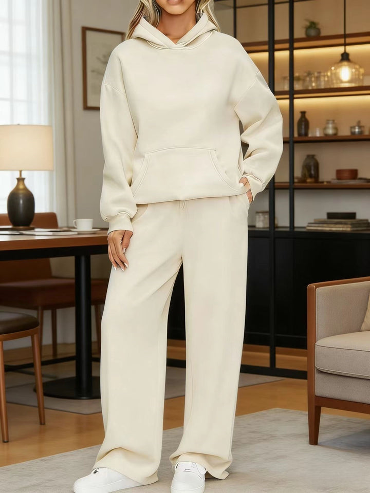 Damen nan kuscheliges Oversize Hoodie und weite Jogginghose Set Echo Archiv
