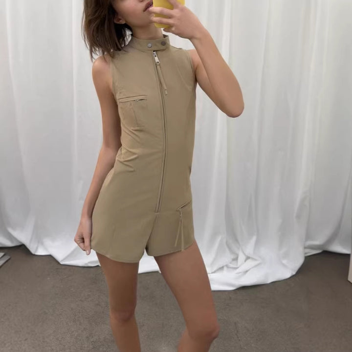 Damen Sportlicher Overall mit hohem Kragen und Reißverschluss Echo Archiv