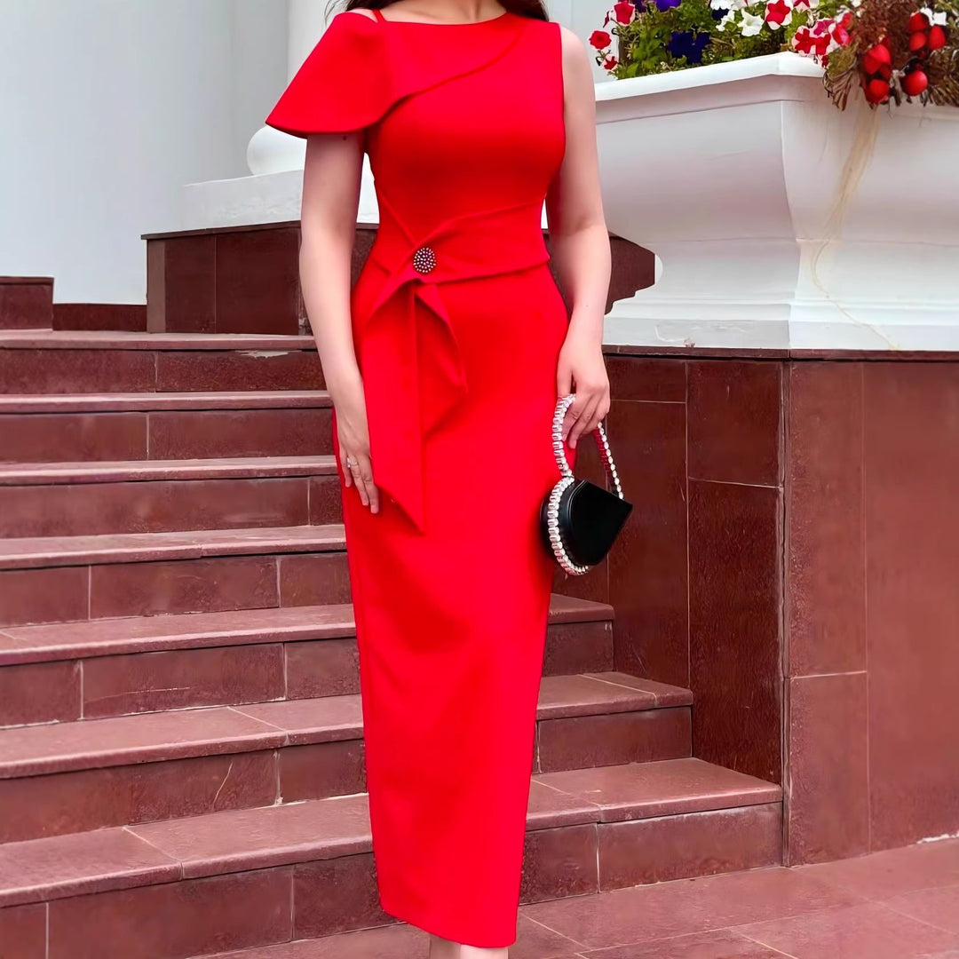 Damen figurbetontes Abendkleid mit asymmetrischer Schulter und Taillengürtel Echo Archiv