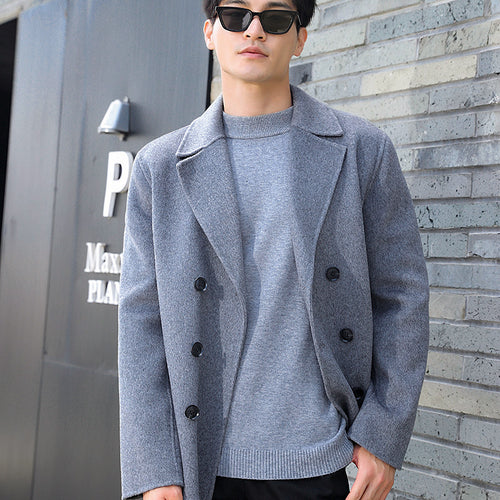 Herren Kurzer Doppelreiher Wollmix-Peacoat mit Reverskragen und Thermofutter Echoarchiv