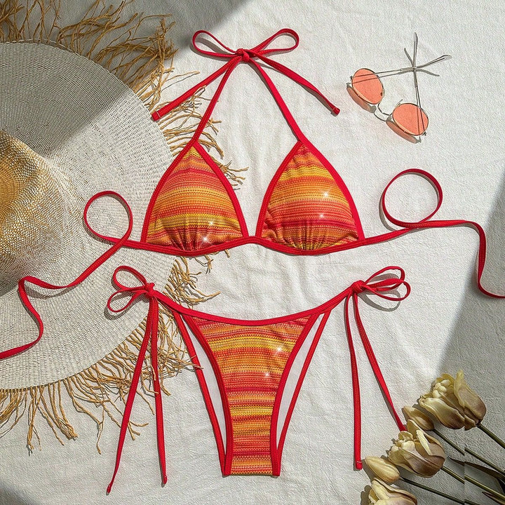 Damen Triangel-Bikini mit modischem Streifendesign Echo Archiv