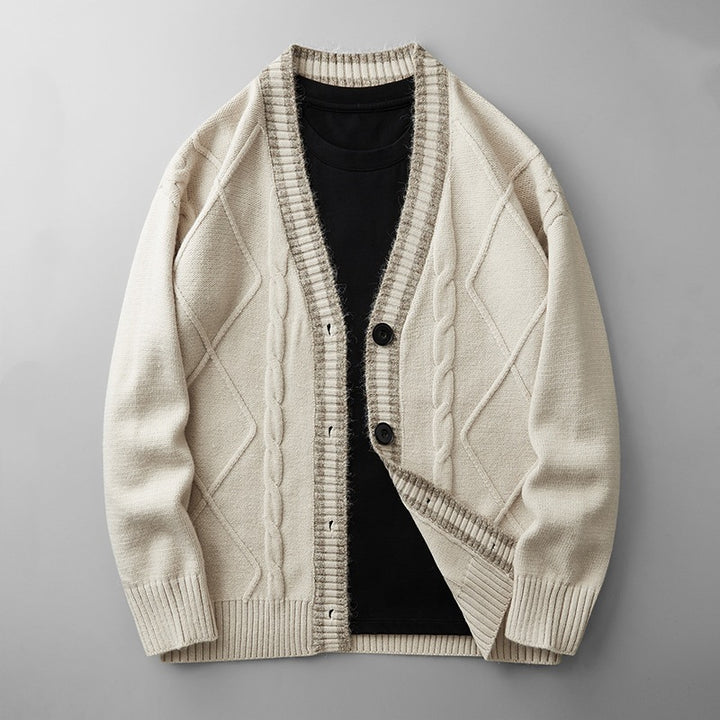 Herren Strickcardigan mit Zopfmuster, V-Ausschnitt und Kontrastkante Echoarchiv