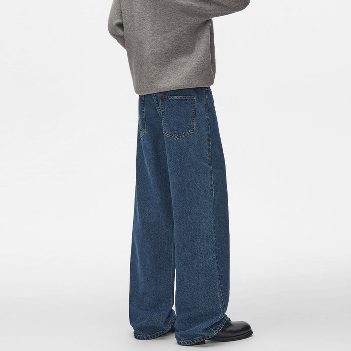 Herren Extraweite hochgeschnittene Denimhose mit ultralangem Saum und geradem Bein Echo Archiv