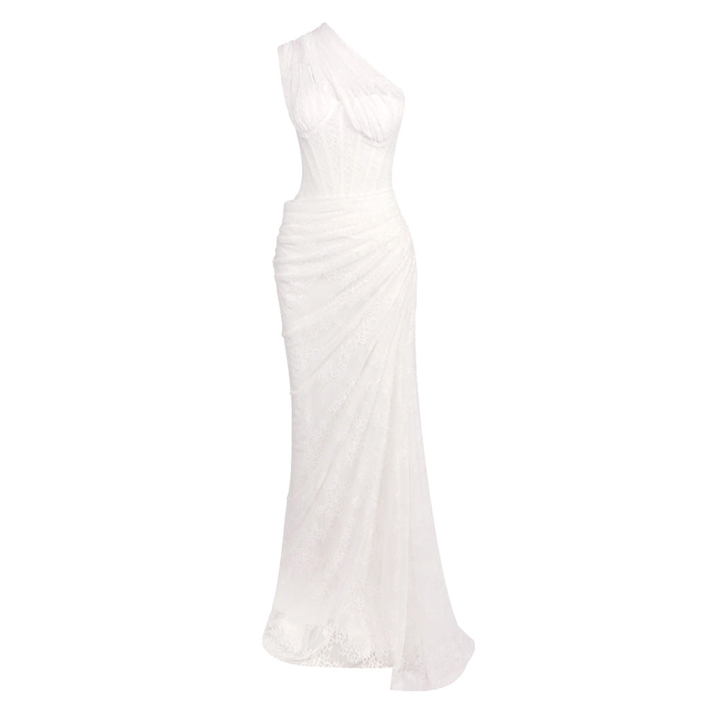 Damen elegantes Abendkleid mit asymmetrischem One-Shoulder-Design und floralem Spitzenbesatz Echo Archiv
