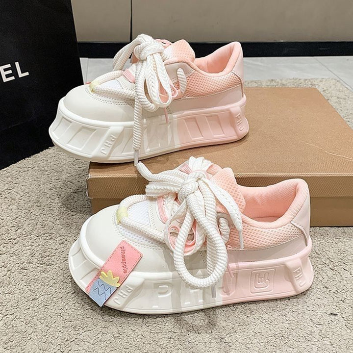 Damen Sportliche Sneakers mit verspieltem Design und atemberaubender Sohle Echo Archiv