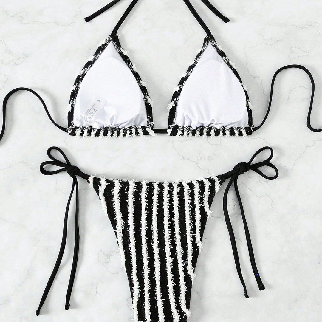 Damen Triangel-Bikini mit auffälligem Streifenmuster Echo Archiv