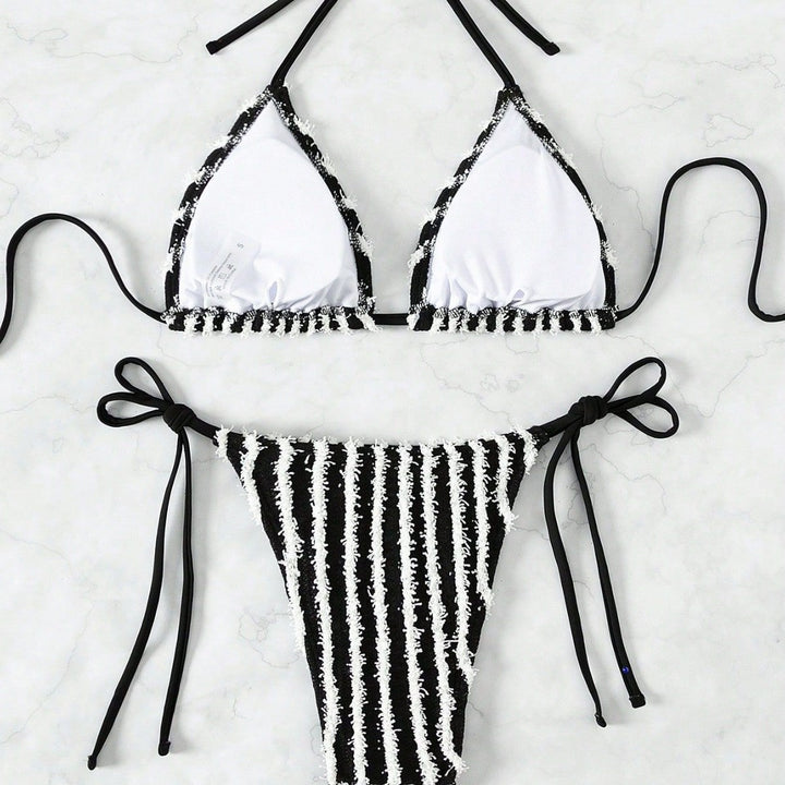 Damen Triangel-Bikini mit auffälligem Streifenmuster Echo Archiv