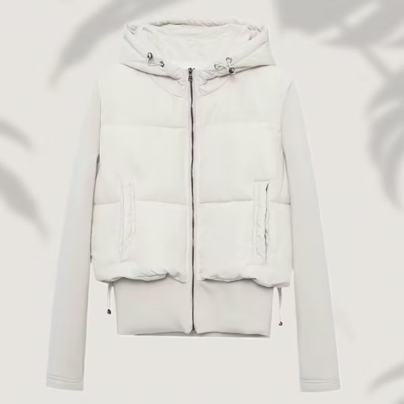 Damen Kurz geschnittene Hybrid-Steppjacke mit Kapuze, Rippbündchen und Tunnelzug Echo Archiv