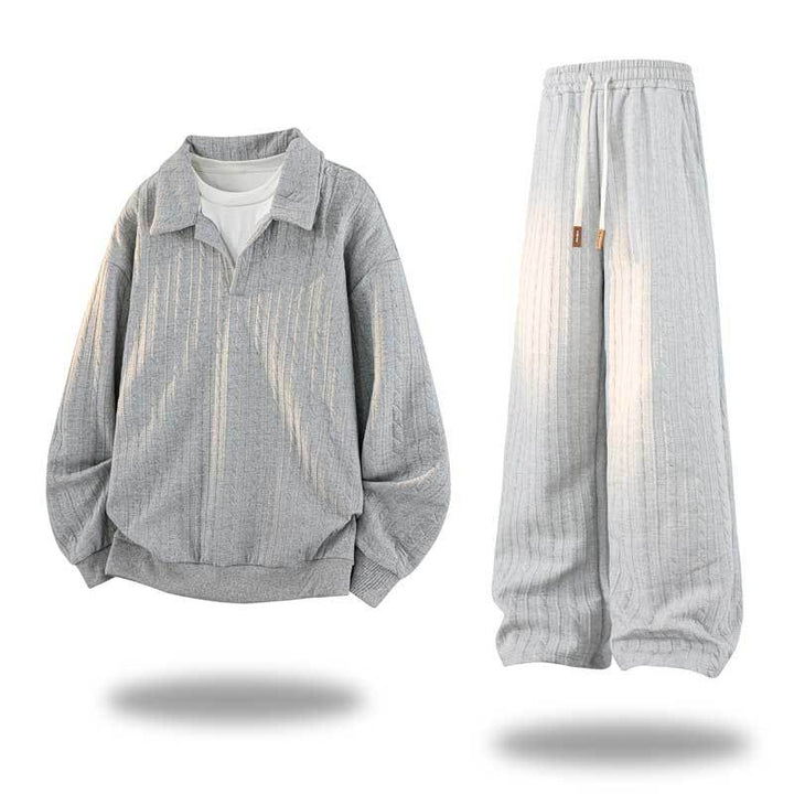 Herren Oversize Strukturiertes Lounge‑Set mit Polokragen, Zopfmuster‑Optik & weitem Bein Echoarchiv