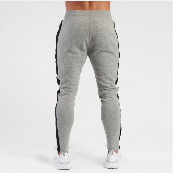 Herren Sportliche Jogginghose mit kontrastierendem Design und praktischen Taschen Echoarchiv