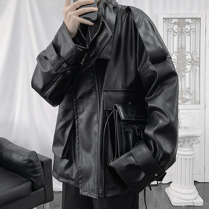 Herren Weitgeschnittene Kunstlederjacke mit Kapuze, Utility-Taschen und verstellbaren Manschetten Echoarchiv