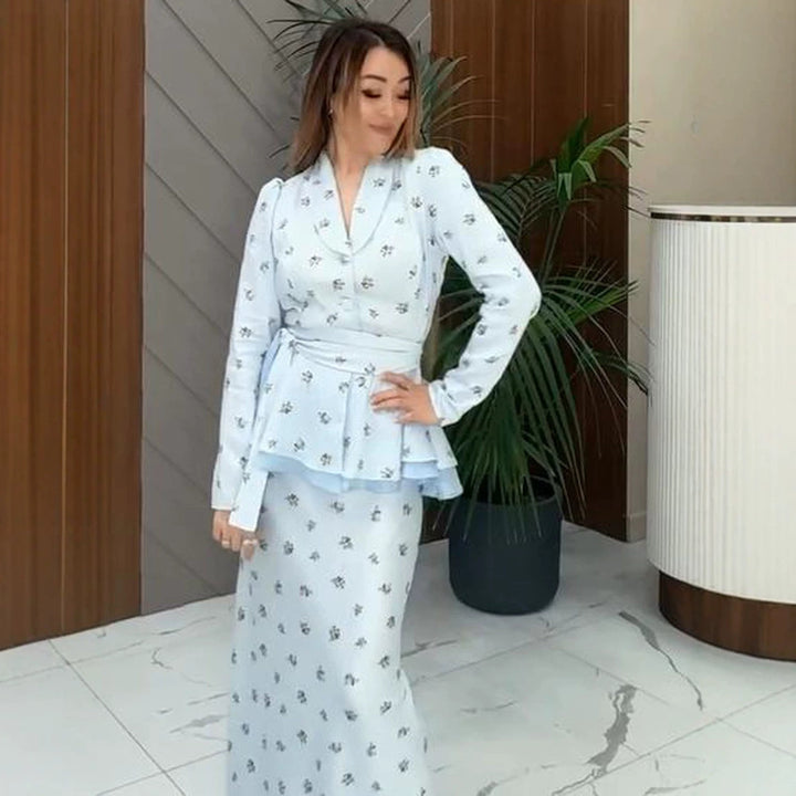 Damen Zweiteiliges Wickel‑Set mit Schößchenjacke und figurbetontem Maxirock Echoarchiv