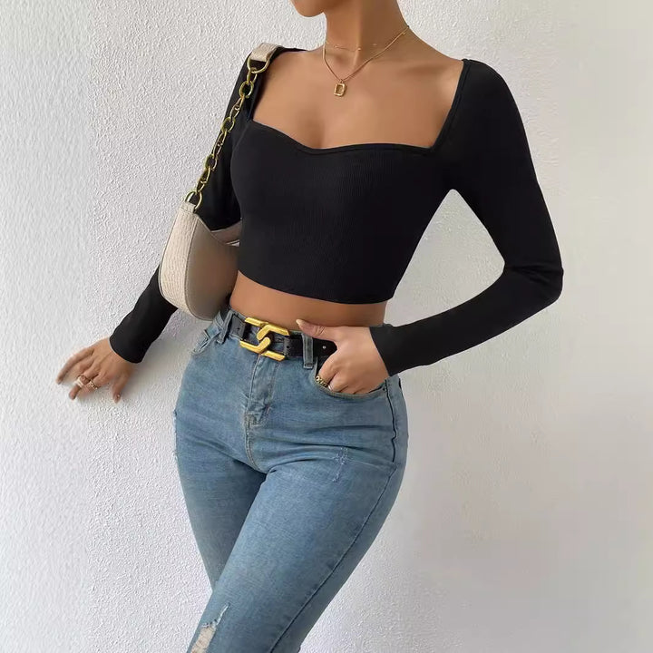 Damen Figurbetontes geripptes Kurzshirt mit herzförmigem Ausschnitt – Avérine