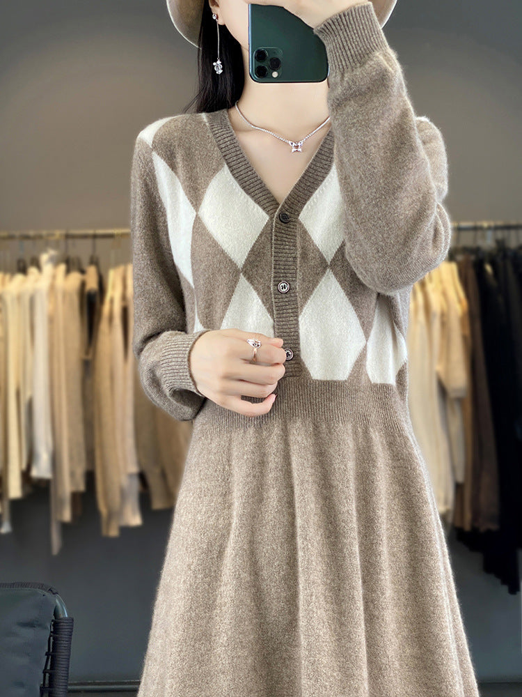 Damen Strick-Set mit V-Cardigan Rautenmuster und tailliertem Midirock Echoarchiv