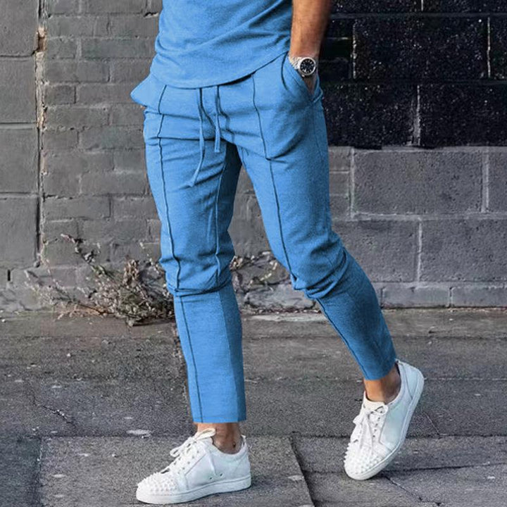 Herren Slim-Fit Jogginghose mit seitlichen Taschen und verstellbarem Bund Echoarchiv