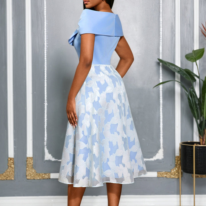 Damen Elegantes Cocktailkleid mit übergroßem Schleifen-Detail Echo Archiv