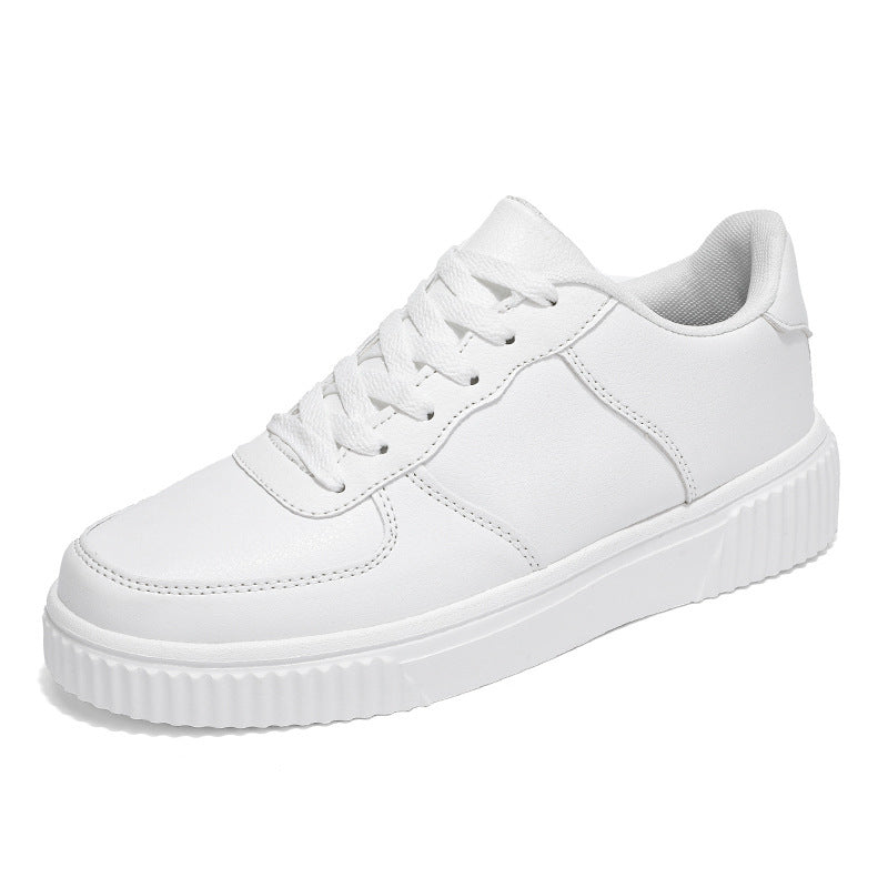Unisex Plateau-Low-Top-Sneaker mit gepolstertem Einstieg und profiliertem Gummiaußensohle – Norré