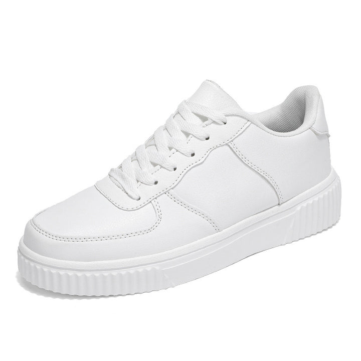 Unisex Plateau-Low-Top-Sneaker mit gepolstertem Einstieg und profiliertem Gummiaußensohle – Norré