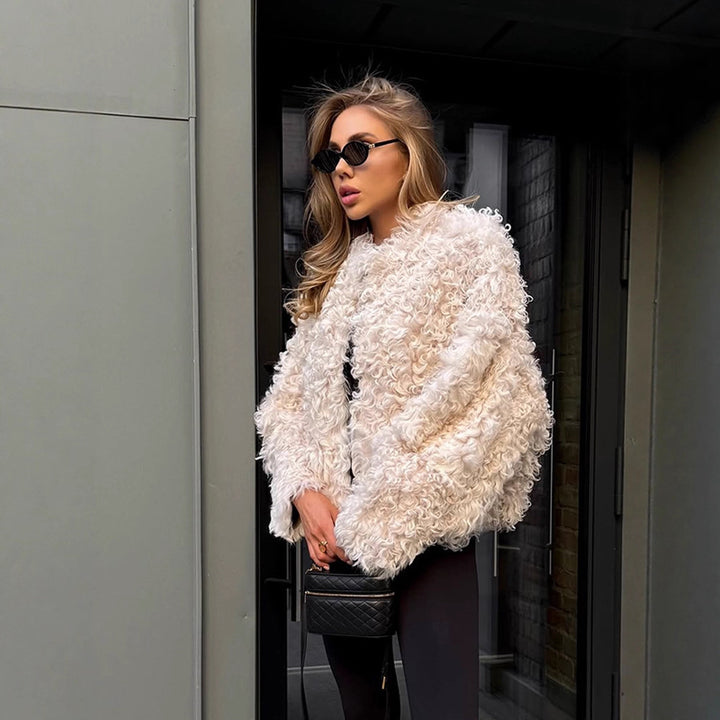Damen Boxy-Kurzmantel im Locken‑Teddy‑Look mit kastiger Silhouette Echoarchiv