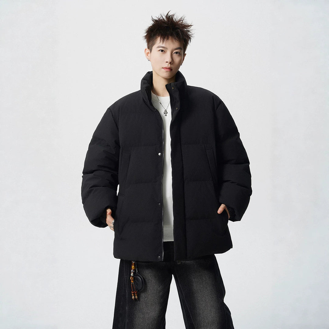 Herren Kurz geschnittene Oversize Steppjacke mit hohem Kragen Echoarchiv