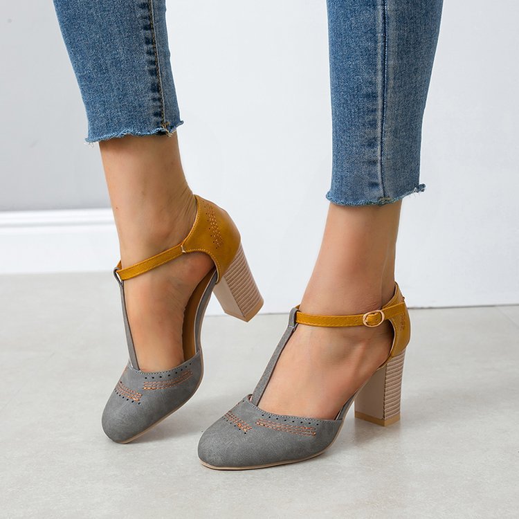 Damen T‑Strap Pumps mit mittelhohem Blockabsatz und dekorativer Ziernaht Echo Archiv
