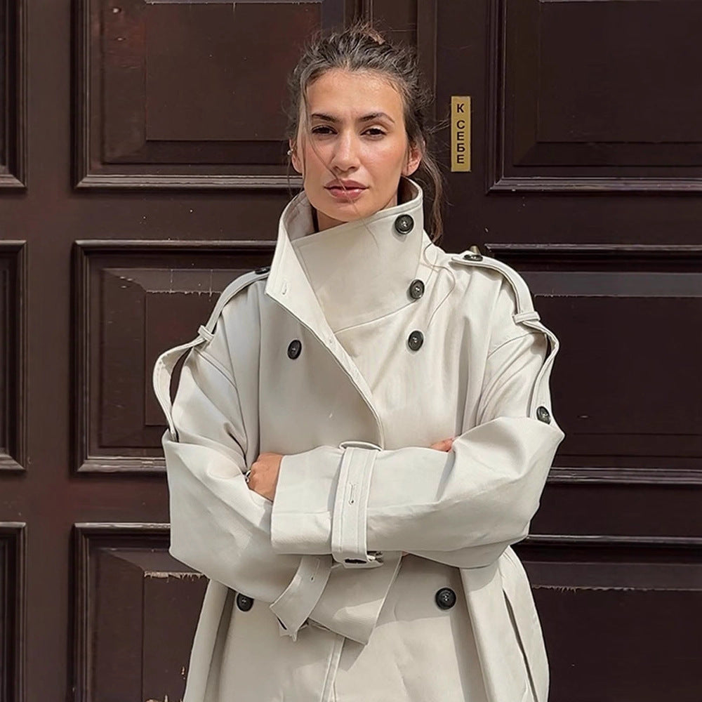 Damen tailloser Long-Trenchcoat im Oversize-Schnitt mit doppelter Knopfleiste und Schulterklappen Echoarchiv