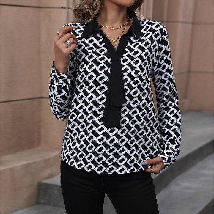 Damen Gemusterte Chiffon-Bluse mit Krawatten-Detail und geometrischem Print Echoarchiv