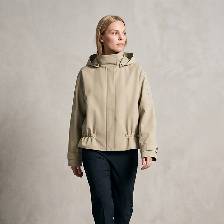 Damen Kurze vegane Lederjacke mit Kapuze, verdeckter Druckknopfleiste und Tunnelzugsaum Echoarchiv