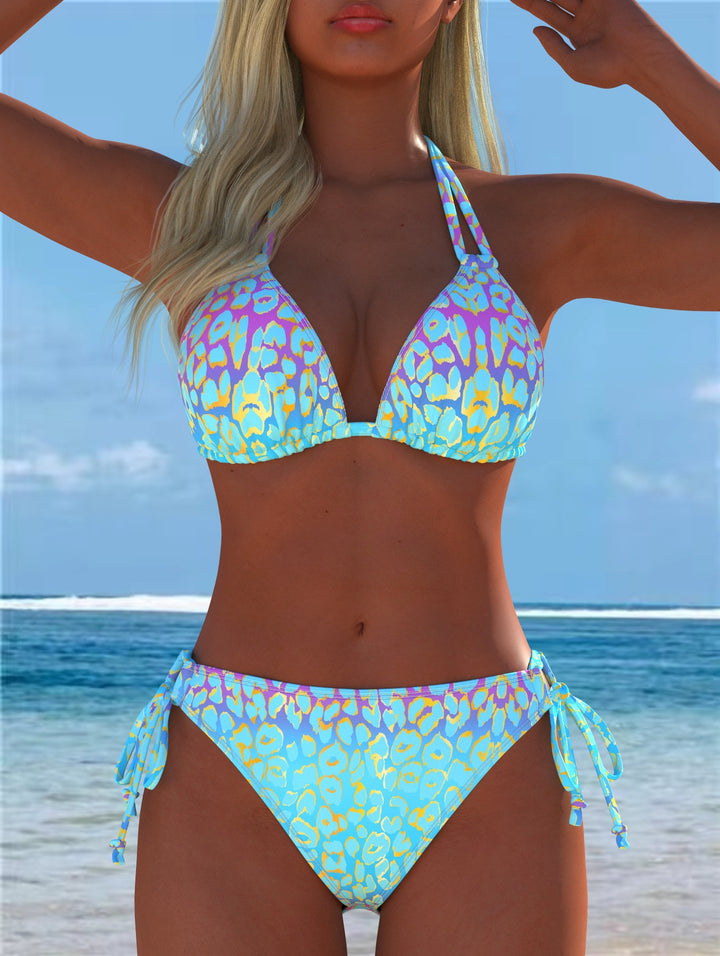 Damen Bikini-Set mit verspieltem Schnitt und trendigem Mustermix Echo Archiv
