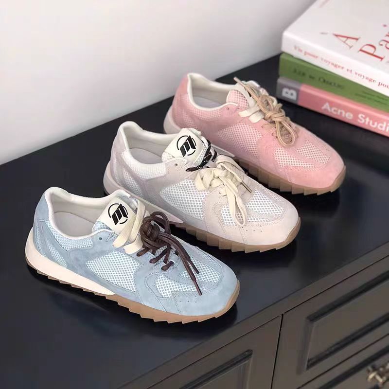 Damen Sportliche Sneakers mit atmungsaktiver Mesh-Oberfläche und rutschfester Laufsohle Echo Archiv