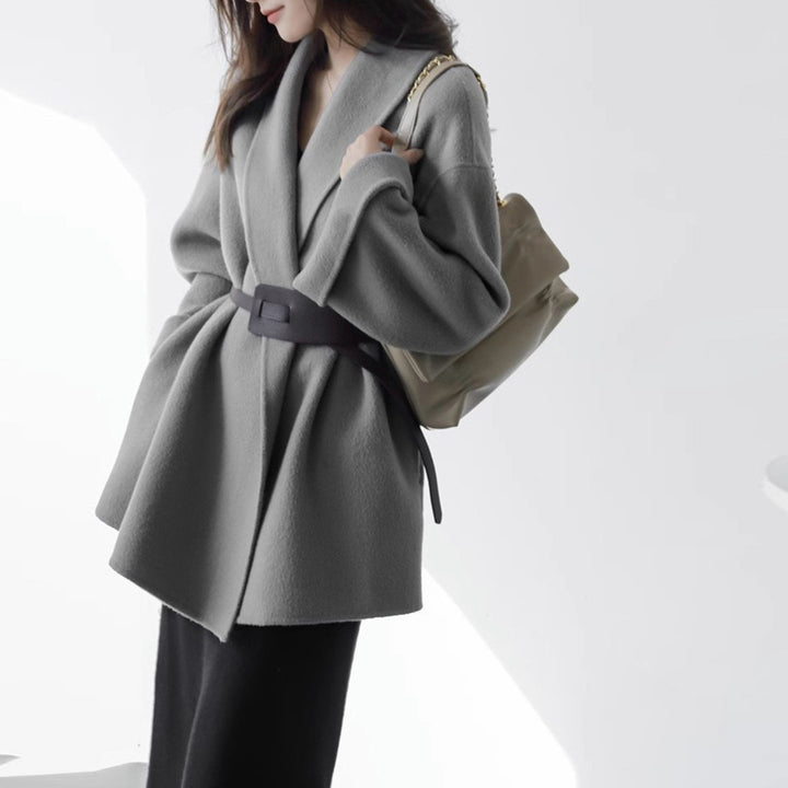 Damen Schicke und elegante Wickeljacke Echoarchiv