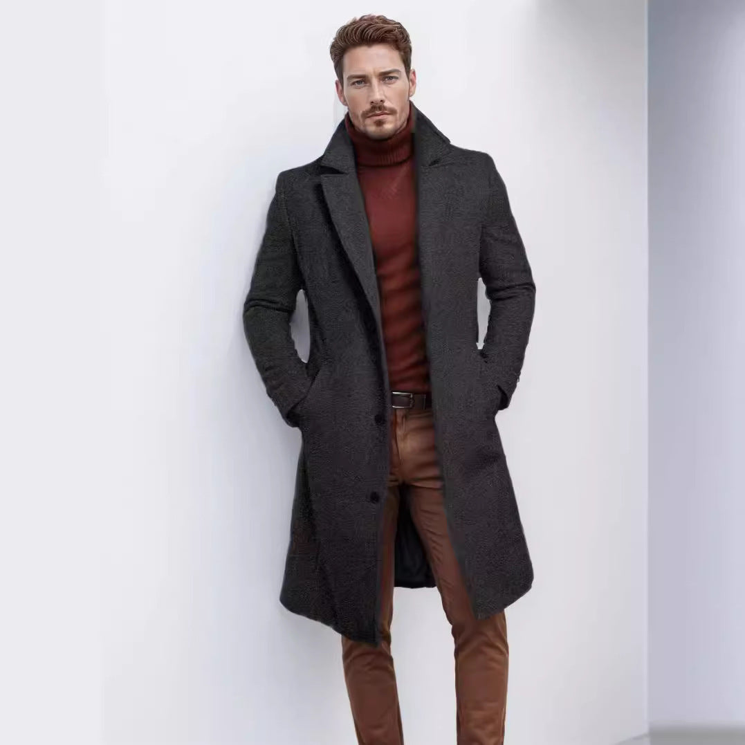 Herren eleganter Wollmantel mit klassischem Revers und praktischen Taschen Echoarchiv