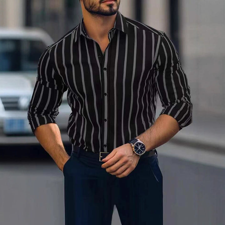 Herren Slim-Fit Hemd mit vertikalen Streifen Echoarchiv