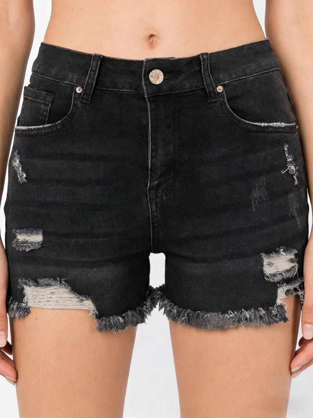 Damen Destroyed Denim-Shorts mit fransigem Saum und stylischen Rissdetails Echo Archiv