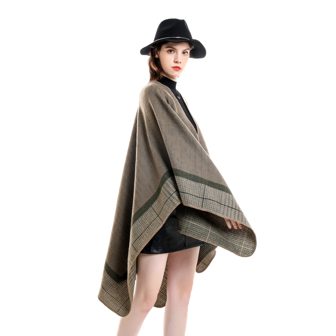 Damen Wollmix-Poncho im asymmetrischen Zipfelschnitt mit eingewebter Karobordüre – Avérine