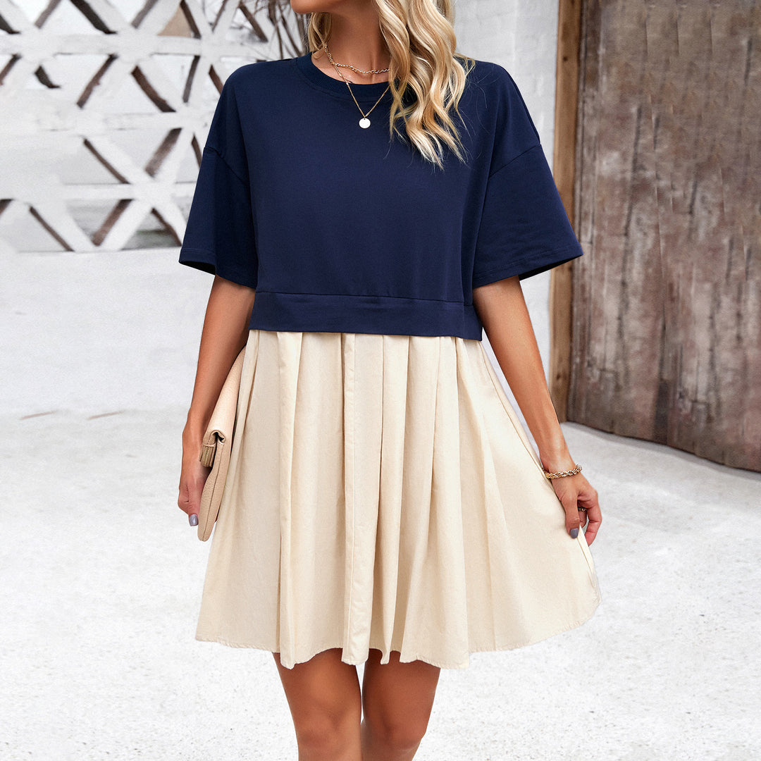 Damen Freizeitkleid mit einem eleganten, plissierten Rock Echo Archiv