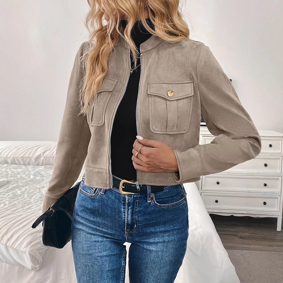 Damen Modische Kurzjacke aus Wildleder – Célinea
