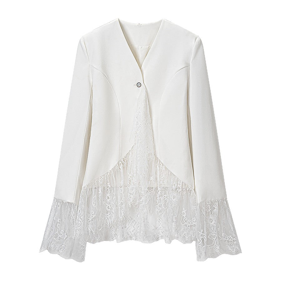 Damen Taillierte Blusenjacke mit Spitzenvolant und Glockenärmeln Echoarchiv