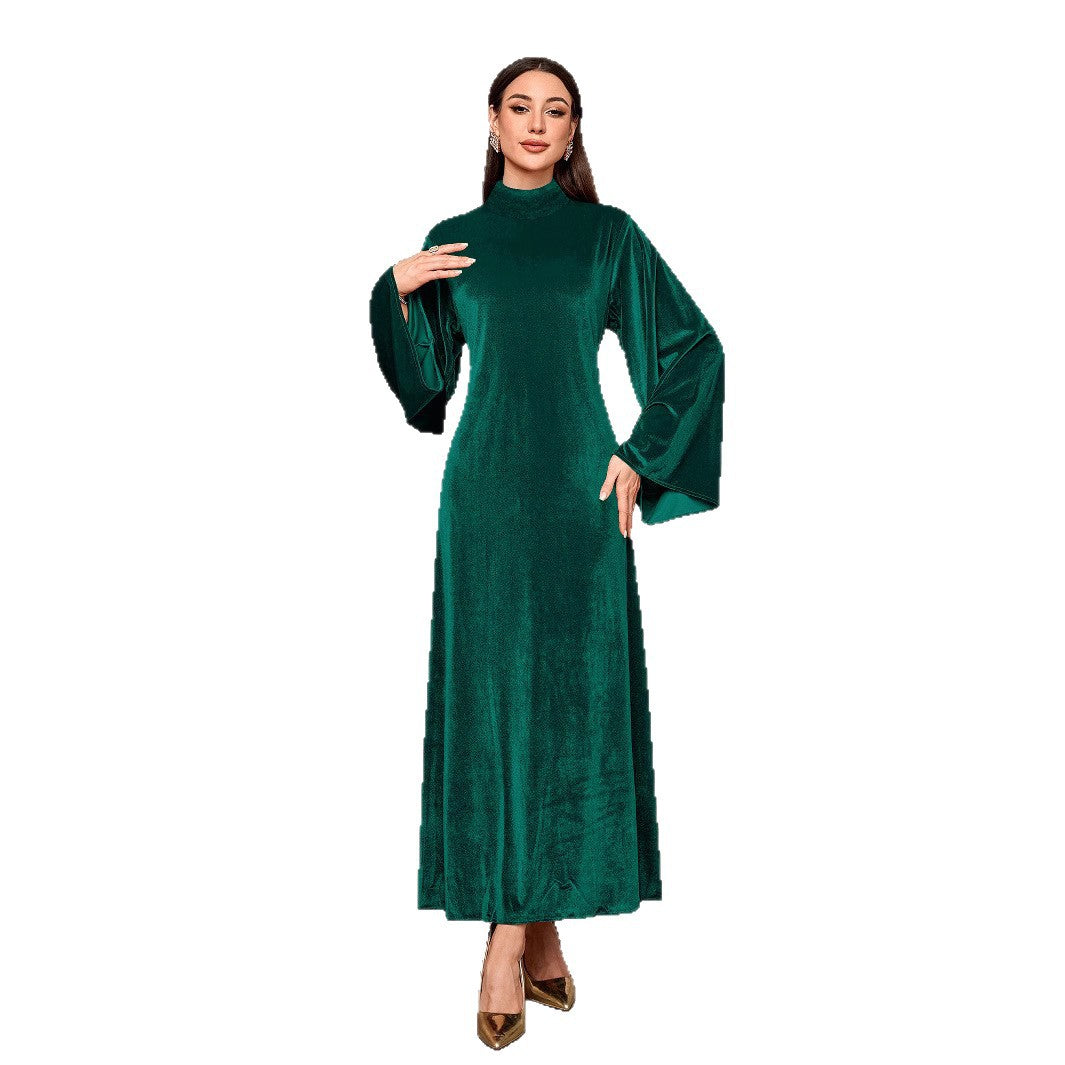 Damen Maxikleid aus Samt mit Stehkragen und Glockenärmeln Echoarchiv