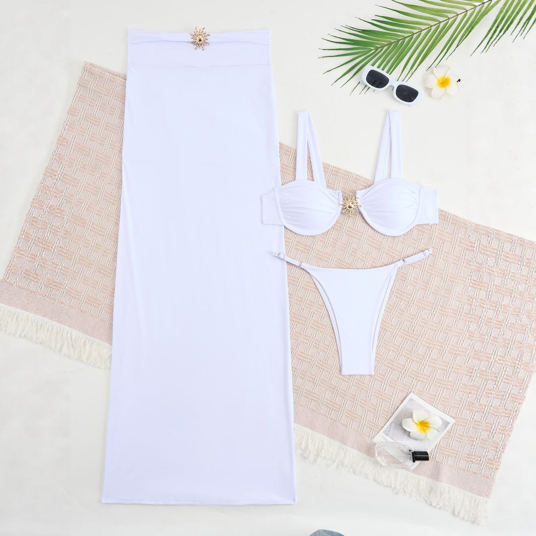 Damen Bikini-Set mit modischem Bandeau-Oberteil und raffinierter Röcken Echo Archiv