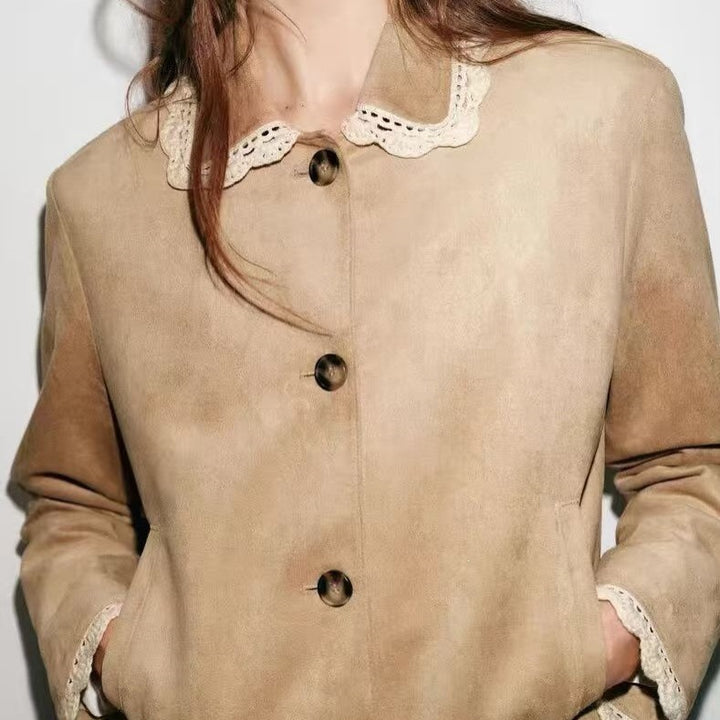 Damen Kurzjacke mit Häkelspitzenkragen und Spitzenmanschetten Echo Archiv