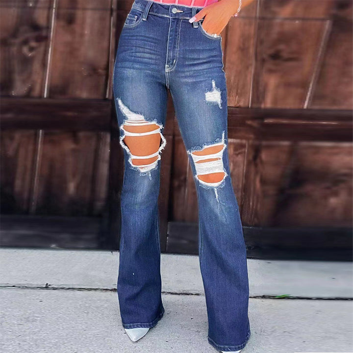 Damen nan Highwaist-Jeans mit ausgestelltem Bein und starkem Distressing an den Knien Echo Archiv