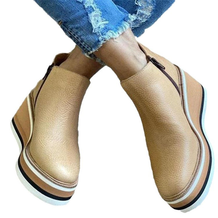 Damen Keilabsatz-Stiefeletten mit Plateau, Slip-On-Design und weichem Lederfinish Echo Archiv