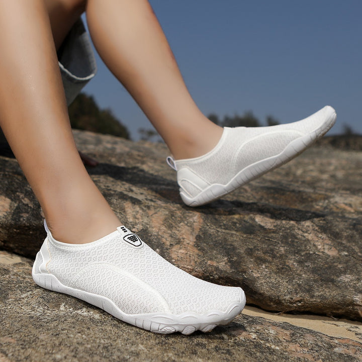 Damen nan leichte und flexible Wasserschuhe mit atmungsaktivem Strick-Obermaterial und rutschfester Profilsohle Echo Archiv