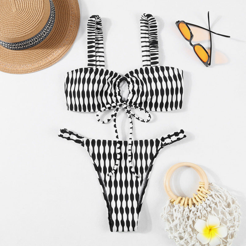 Damen Triangel-Bikini mit modischem Wickel-Design und verstellbaren Trägern Echo Archiv