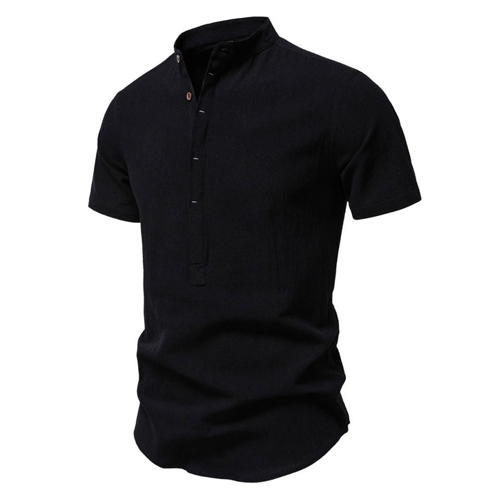 Herren nan lässiges Kurzarmshirt mit Stehkragen, halber Knopfleiste und leicht strukturierter Baumwoll-Leinen-Qualität Echo Archiv