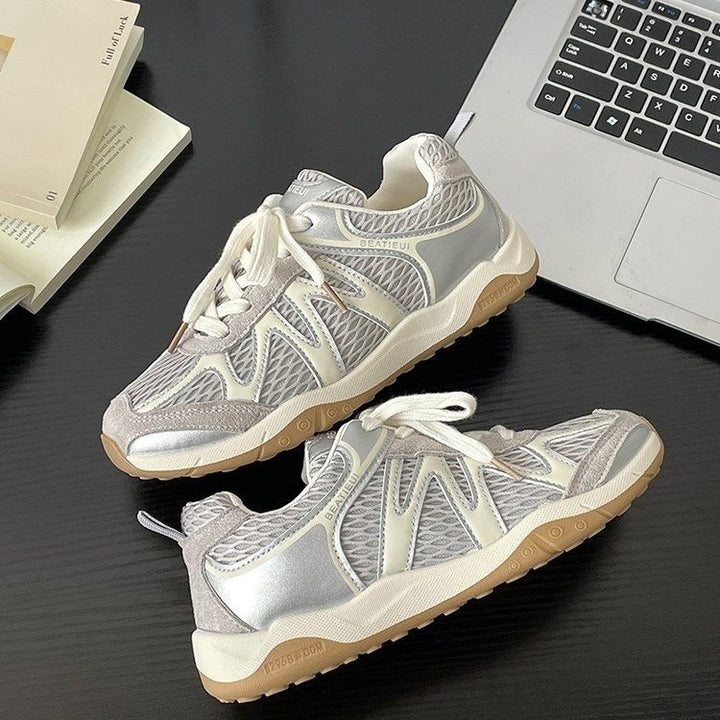 Damen Atmungsaktive Retro-Running-Sneaker mit Mesh-Obermaterial und Gumsohle – Névara