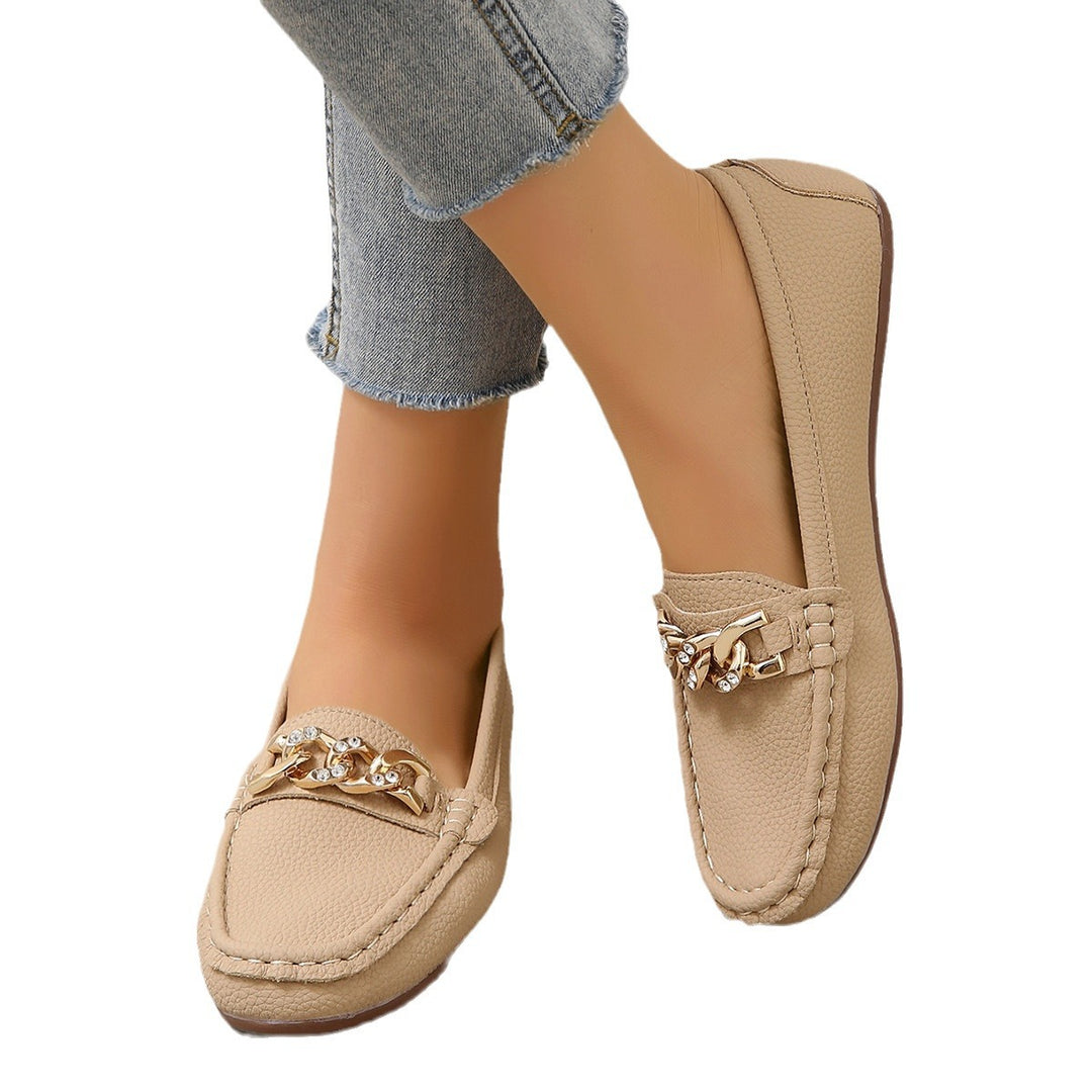 Damen Flexibler Mokassin‑Slipper mit gepolstertem Komfortfußbett und dekorativer Metallkette – Lioré