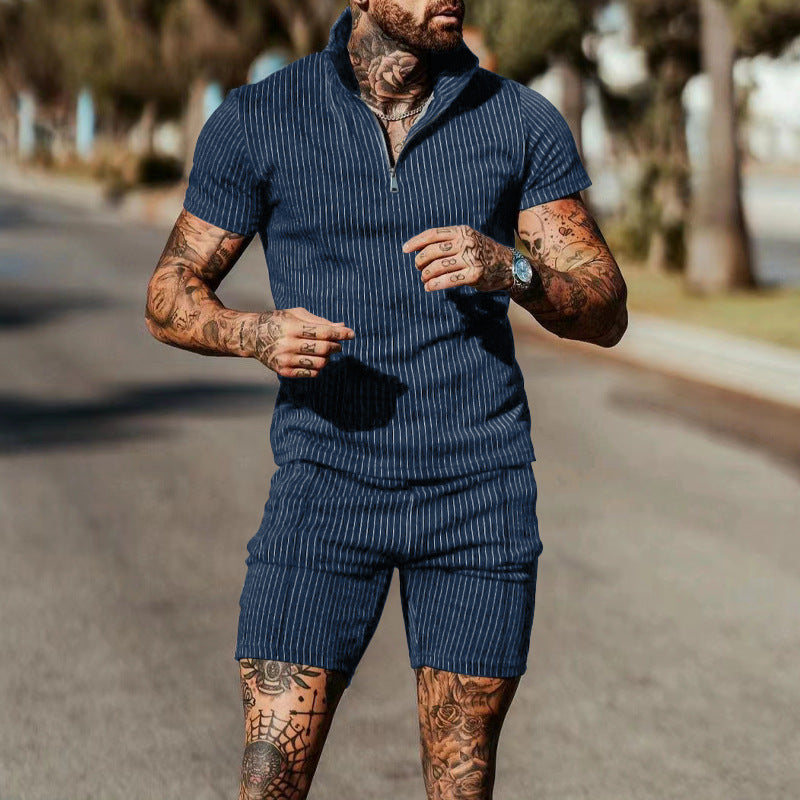 Herren Kurzarm-Jumpsuit mit modernem Reißverschluss und gestreiftem Design Echoarchiv
