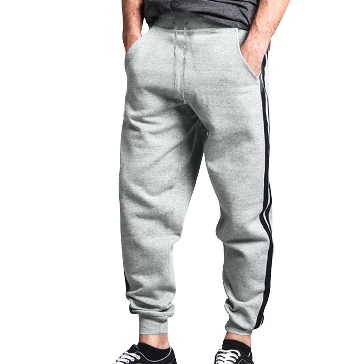 Herren Relaxed-Fit Jogginghose mit seitlichem Kontraststreifen, Elastikbund & Kordelzug – Sorevano